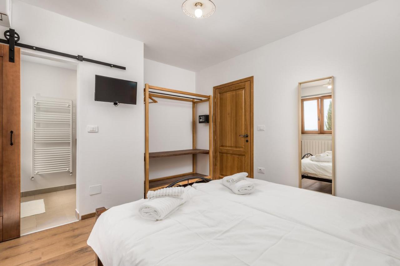 Rona Apartment & Rooms Mea Vista Buzet Extérieur photo